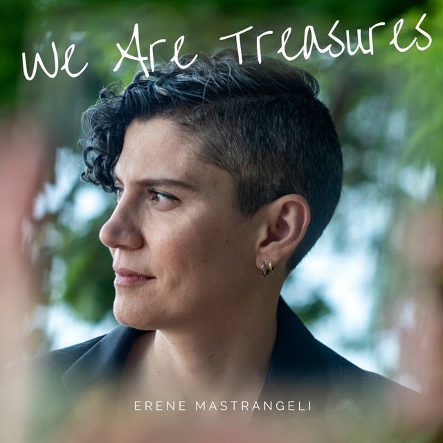 MHBOX BEST NEW FEMALE ARTISTS: ‘Erene Mastrangeli’ releases a treasure of a single with her profound lyrics, beautiful piano and melodic vocals that meander in a ‘Kate Bush’ arena on ‘We Are Treasures’